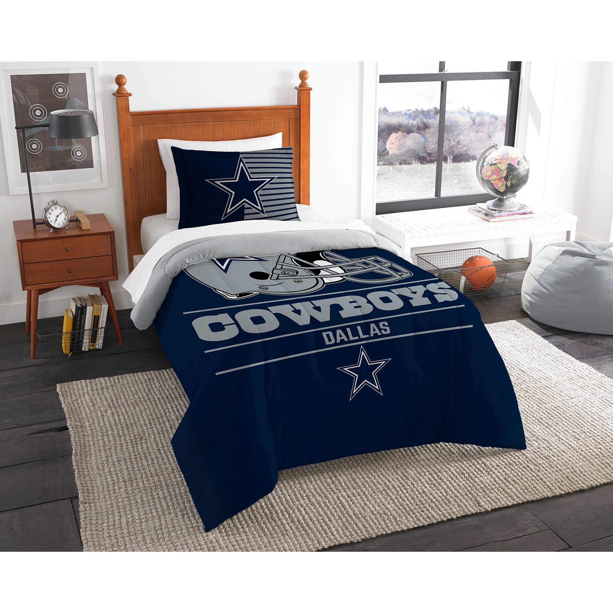 : Northwest NFL Dallas Cowboys Gnomie Love Silk Touch Throw  Blanket, Team Colors, 50 x 60 : Sports & Outdoors